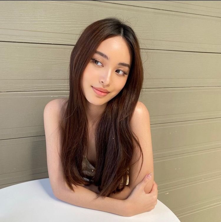 thanyawaee_'s tweet photo. haii gaada yg mau say hai sama faceku yg baru kah?😗 https://t.co/f0WEZ8HMUi