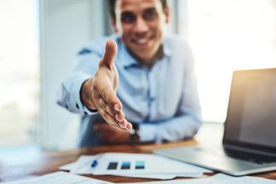 CREATIVEFinGrp's tweet photo. Candidates have more leverage. Conversations have shifted toward flexible hours and locations. Here’s how to ace your interview in this moment. https://t.co/LUzzwEXQd5 https://t.co/DsWOze59BQ