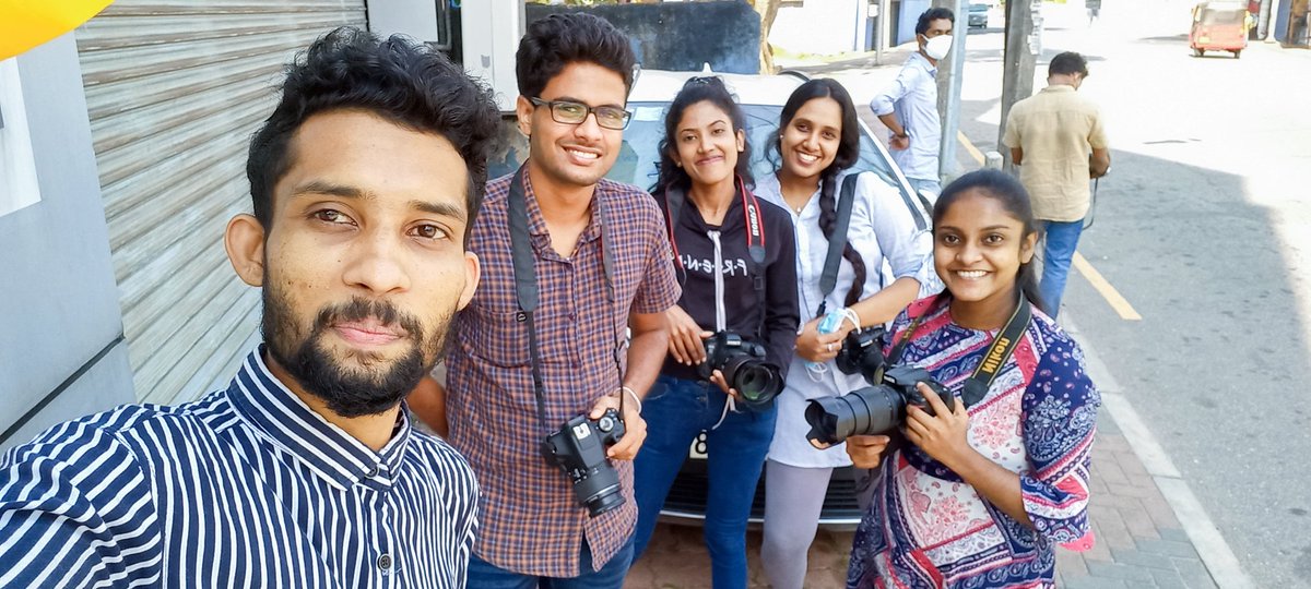 NafaisRashli's tweet photo. Photography Practical Session...🖤
Sri Lanka College of Journalism (SLCJ)
#SLCJ #photography #dslr #canon80d #nikon https://t.co/OsY8RKrHxf