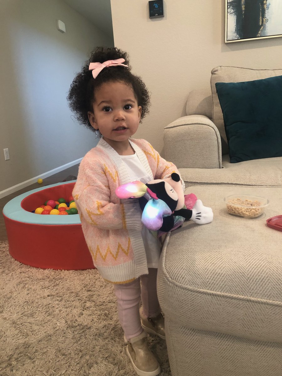 chng_time's tweet photo. It's been a minute since I've actually been on here. But this is my beautiful granddaughter. She is intelligent like her dad, in control like granny, and loving like her mom. But she's my Lil Muffin ❤ https://t.co/bWpxhMxp6f