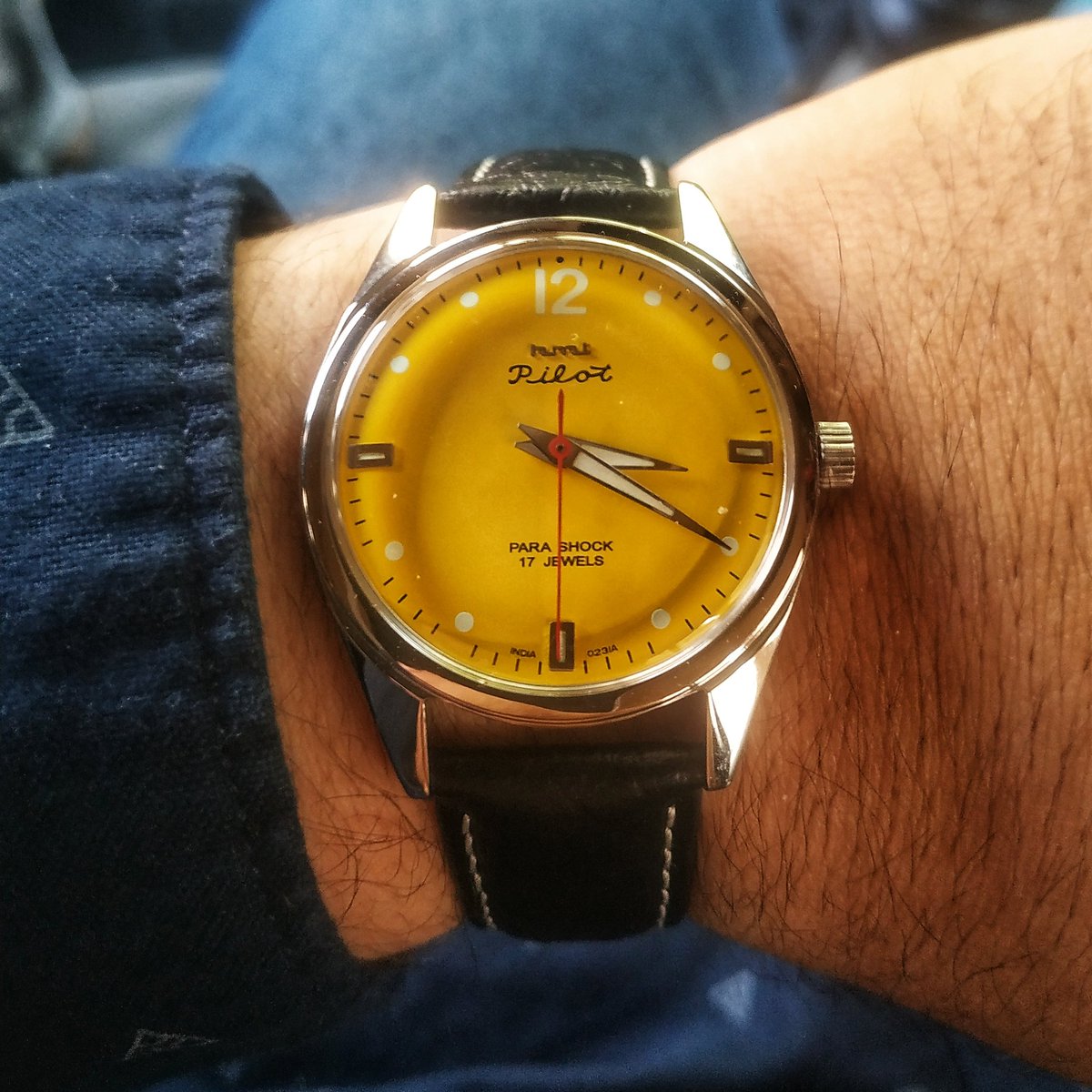 RohitSastry's tweet photo. Got my yellow Pilot!
#Pilot #HMT #HMTpilot #Yellow https://t.co/gBcgOuhYoB