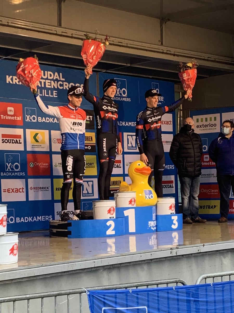 X²O Badkamers Trofee tweet media