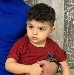 konusyaso's tweet photo. ay pervizin oğlu Oğuzhan'a bakın abi bu çocuk tatlı falan değil bu çocuk baya yakışıklı şu bakışlara bakın gebercem sjdudjissj https://t.co/9sEZkflOrc