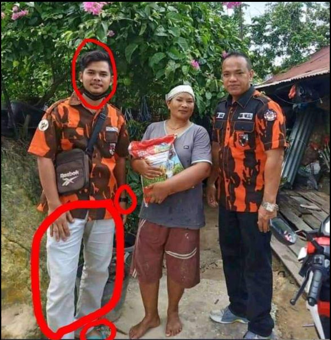 txtdrkaumbengek's tweet photo. Lah kok??? https://t.co/wyvipX0b8v