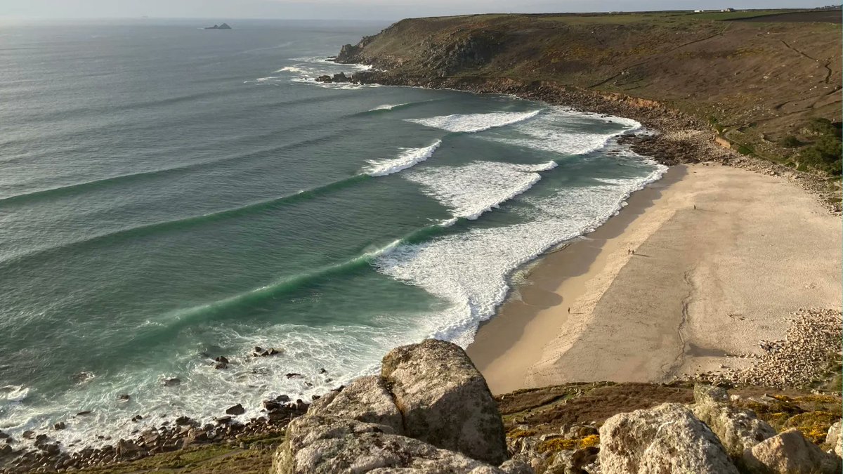 sascampaigns's tweet photo. Where's your favourite beach? 🌊 

In our latest report: Thriving Ocean, Thriving People, through a survey of 10,000 people, we found that 85% reported spending time by the sea makes them feel refreshed and revitalised. So where's your go to? 

Report: https://t.co/0MEFkMy1kR https://t.co/PN3CNJGSgp