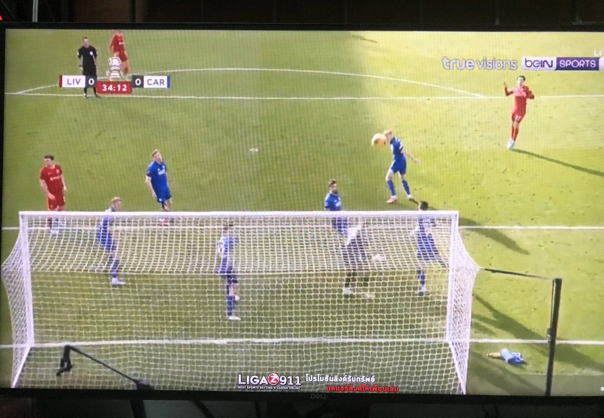 p_tanoon's tweet photo. มีโอกาส ก็ยิงทิ้งยิงขว้างกันตลอด 🤨😫 #LIVCAR #thekops #LiverpoolFC #FACup #ลิเวอร์พูลไทยเเลนด์แฟนคลับ https://t.co/o04rP55Kgs