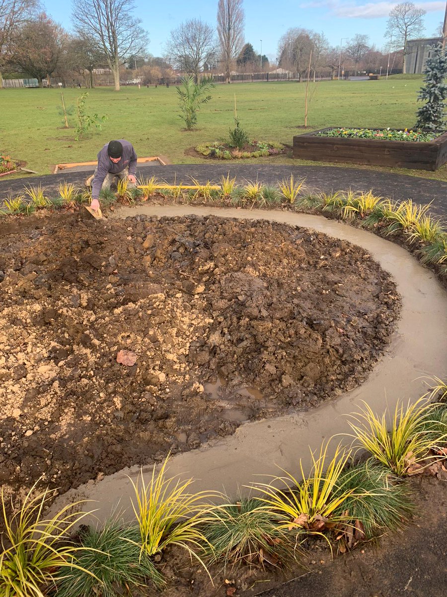 Mark our construction manager & his brother Nigel (N Hornsby Builder) supporting Babies First Memorial Garden 🌈 in Central Park Scunthorpe. Radial Foundations all in, ready for the brickwork this next week 💪💪💪💪💪💪💪💪💪💪⭐⭐⭐⭐⭐#Community @NorthLindsey @MickLochran