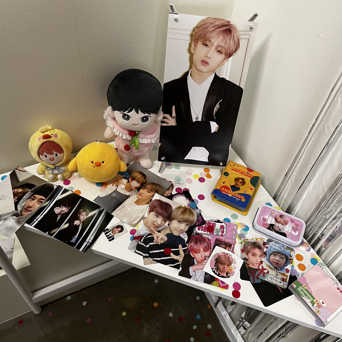 jamsumm03's tweet photo. 📌 #카페OL 
@MAKE_A_ANDY 
#지성이는_뭐든지_다_가능해
#MAKE_A_ANDY
너무 좋아하는 핑머 지성이가 그득그득한 카페😆 https://t.co/0SOqDmbfKb