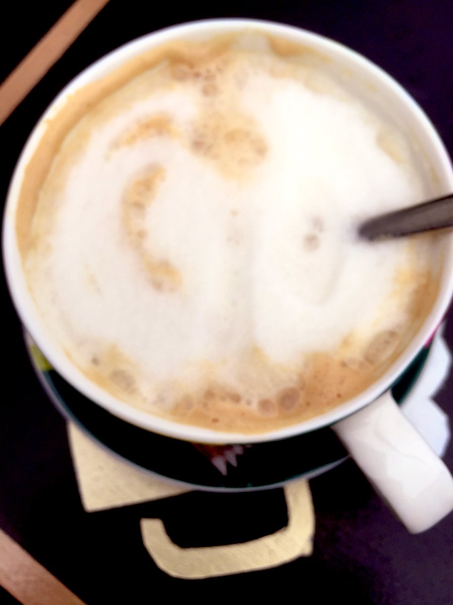 Lunch time,en de zonnetje gaat schijnen kijk maar is in je tl😉👏😘
#HomeSweetHome