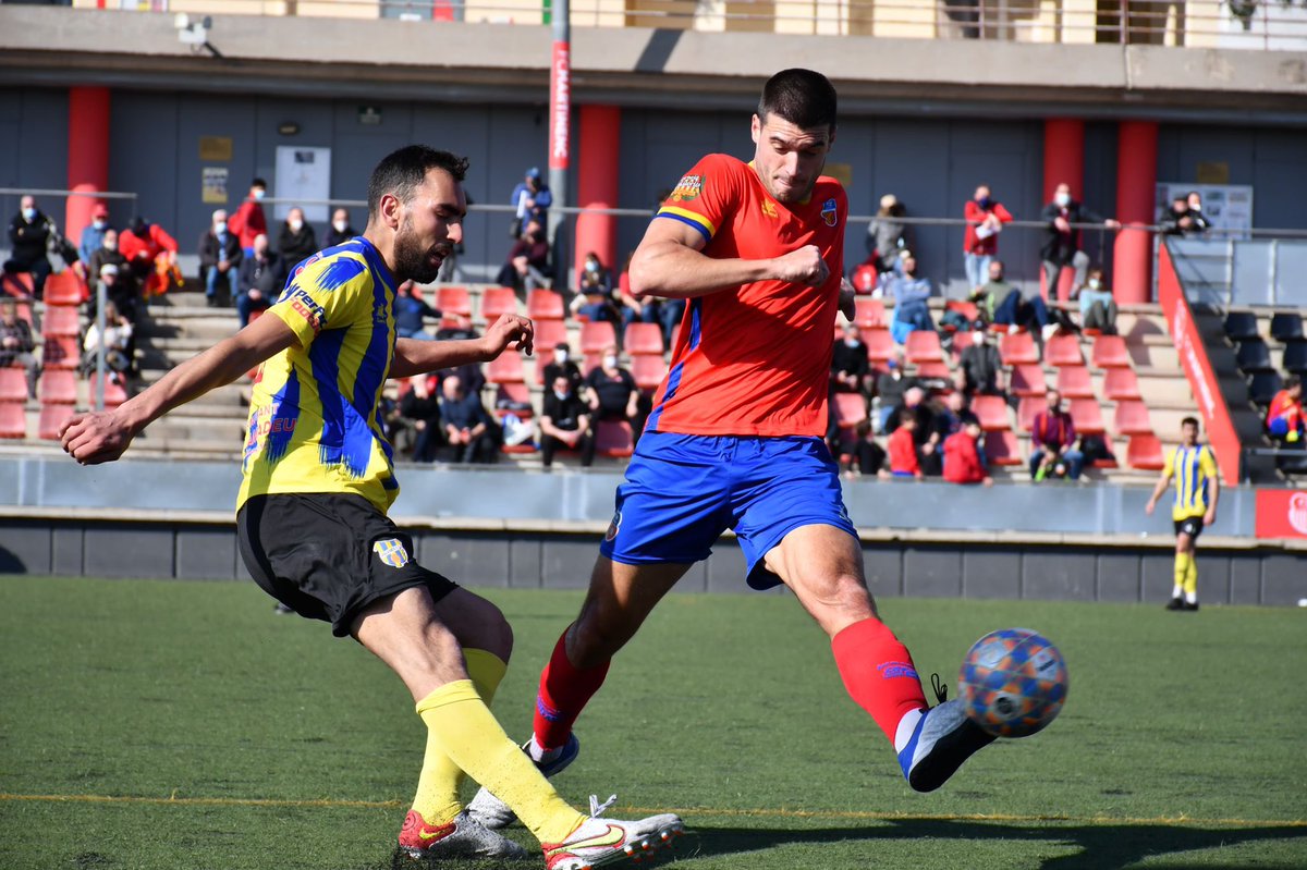 martinenc's tweet photo. ⏱ FINAL!
🔴 #FC Martinenc 3-2 @palamoscf 
⚽ Brian, Xavi Torrent i Joel (p)
📌Victòria clau per a la supervivència a #1cat1
#SomMartinenc #futbolcat https://t.co/LfHAuvvQPO