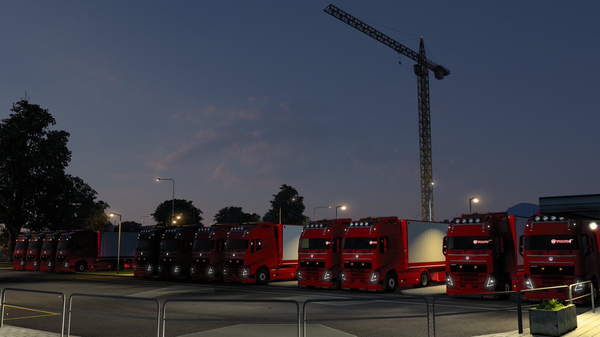 Demir Logistics attended TQD weekly convoy.Take a look at the crane 🏗️ behind us.

#DemirLogistics #ETS2 #TruckersMP
