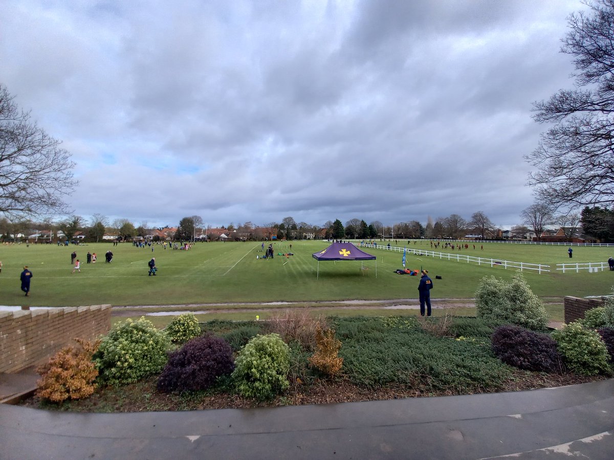 KES_SportsDept's tweet photo. Thank you to @OldSilhillians @EarlsdonRfc @StratfordRFC @barkersbuttsrfc @kenilworthrugby @ClaverdonRFC @broadstreetrfc @ShipstonRugby @oldwheatleyans @berksandbalsrfc and @olrfc for attending the @KES_Stratford U10s Rugby Festival today. Lots of fun was had by all 200 players! https://t.co/kdKkunaqxr
