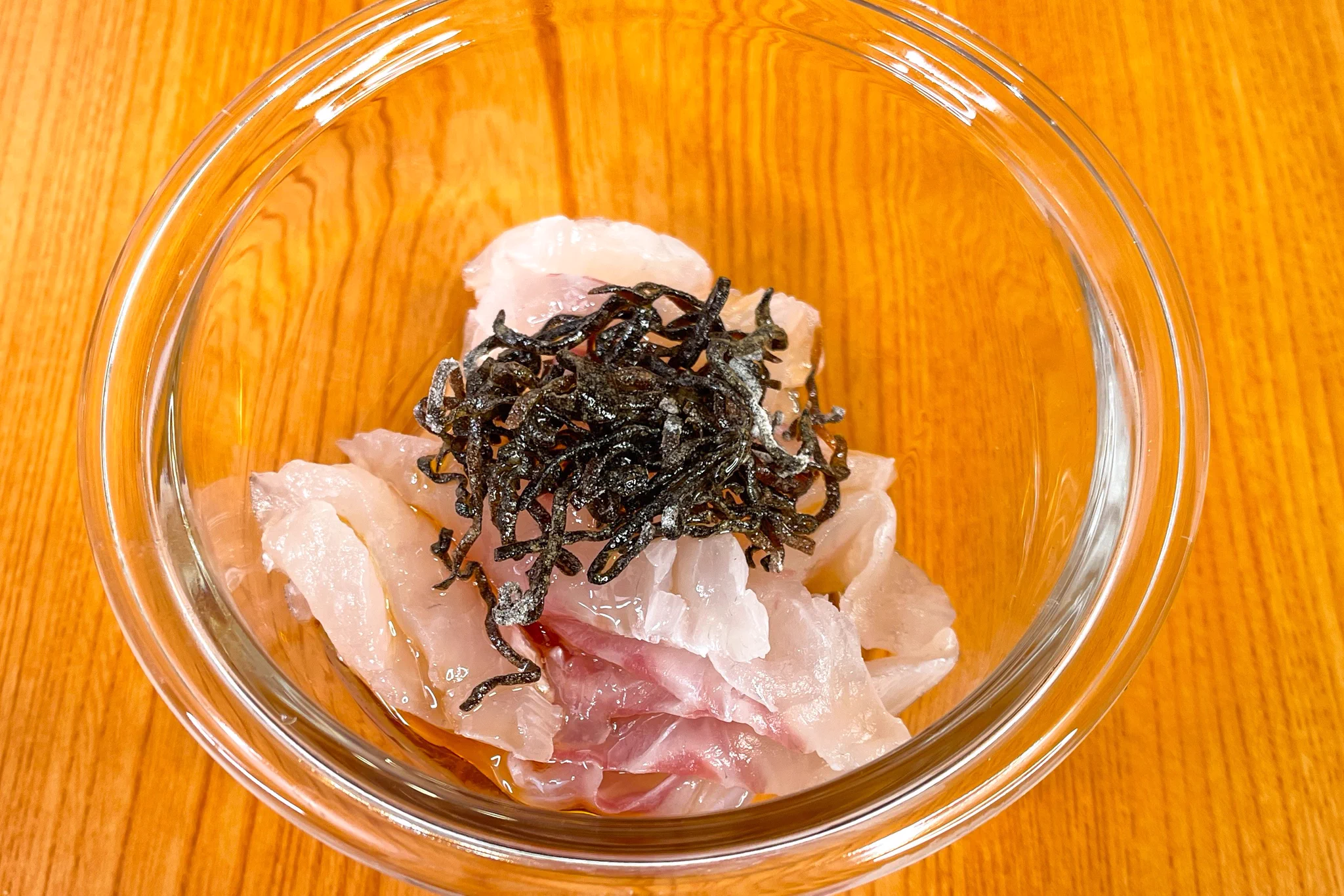 必要な材料はたった3種類？！さっと作れそうな、鯛を使った「おつまみ」レシピ！