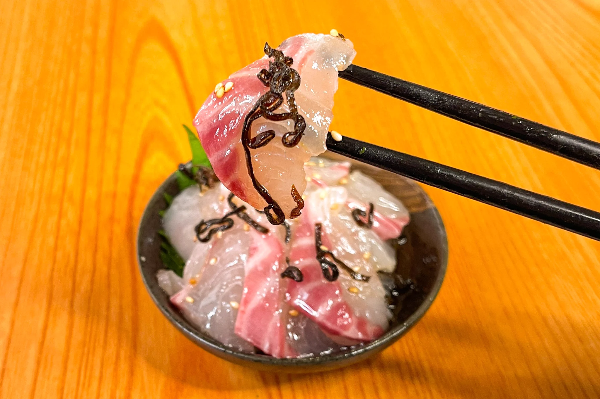 必要な材料はたった3種類？！さっと作れそうな、鯛を使った「おつまみ」レシピ！