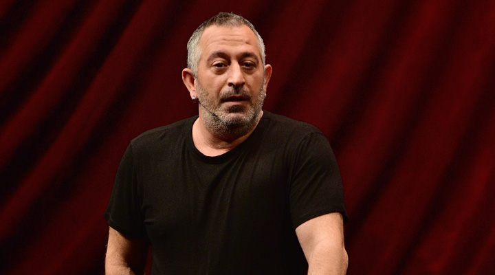 BirGun_Gazetesi's tweet photo. Cem Yılmaz: Hayat pahalılığından yakınmayan biri, ya hırsızdır ya deli
https://t.co/cQuOh2rw4n https://t.co/FkVLqwIKuk