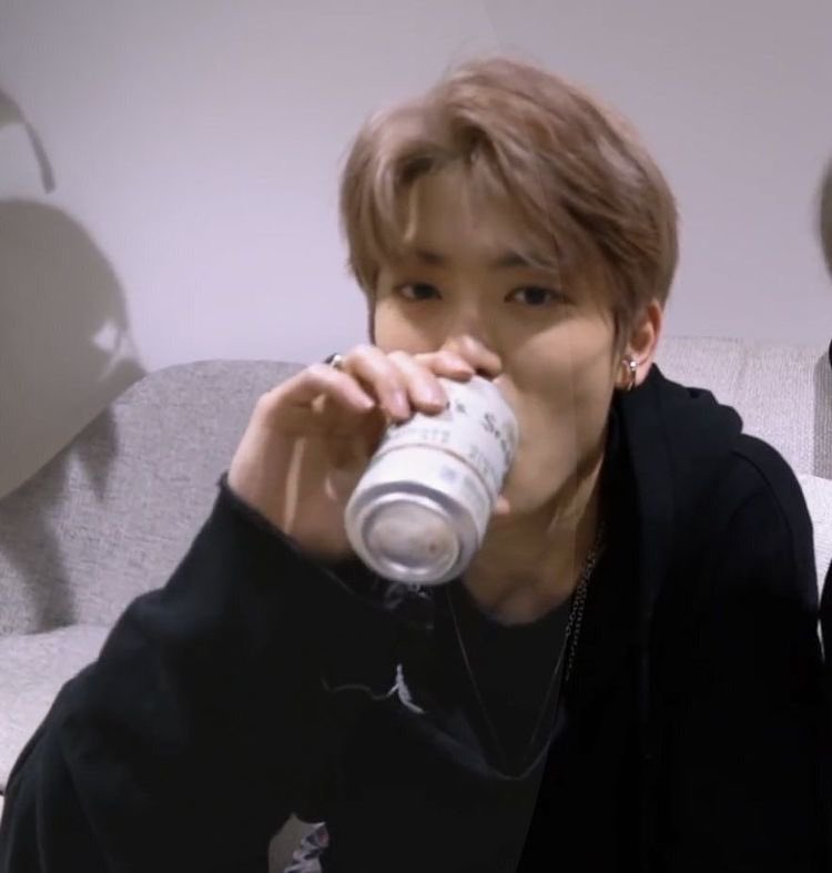 jaehyun loves you tweet media