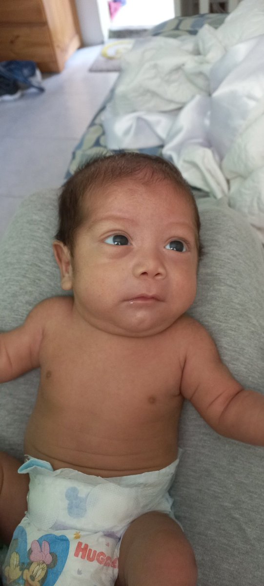 BGA312's tweet photo. Eres perfecto para mamá. Mi pequeño vampi, bebe, chiquitito 👩‍👦 Amor de mi vida no sabes y ni te imaginas lo que siento por ti, mi mejor decisión 💚 https://t.co/uxkrRzvvp4