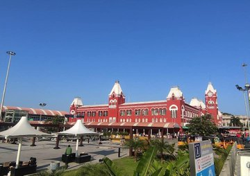 BrindaHere's tweet photo. Chennai Central Square Status. 4th pic shows the under construction two tier Underground Parking. #06thFebR | #CentralSquare | #22ndAugR https://t.co/Kl5OgUP22h