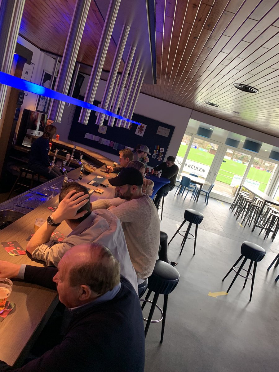 EdwardRenders's tweet photo. @Rkvvnederwetten tis mar tam, ondanks dat smaken ze goed 🍺 https://t.co/eXpOwqCW7W