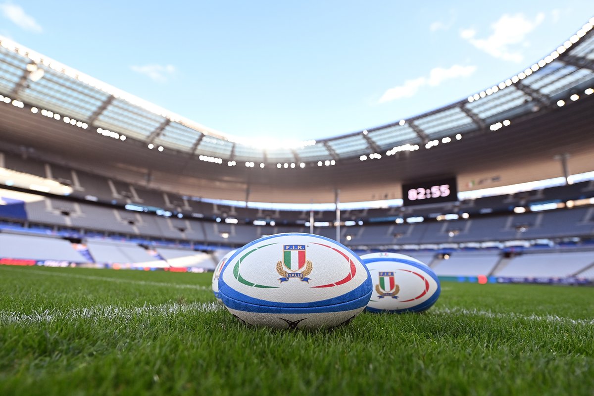 #Italrugby allo 📍 Stade de France 

📧 Un messaggio per gli Azzurri prima che cominci 🇫🇷🇮🇹#FRAvITA? 👇

🏉 Kick off ore 16
📺 Diretta <a href="/SkySport/">skysport</a>  1◾ #SkySport Arena◾ <a href="/TV8it/">TV8</a>  

<a href="/sixnationsrugby/">Guinness Men's Six Nations</a> 
#insieme #rugbypasssioneitaliana