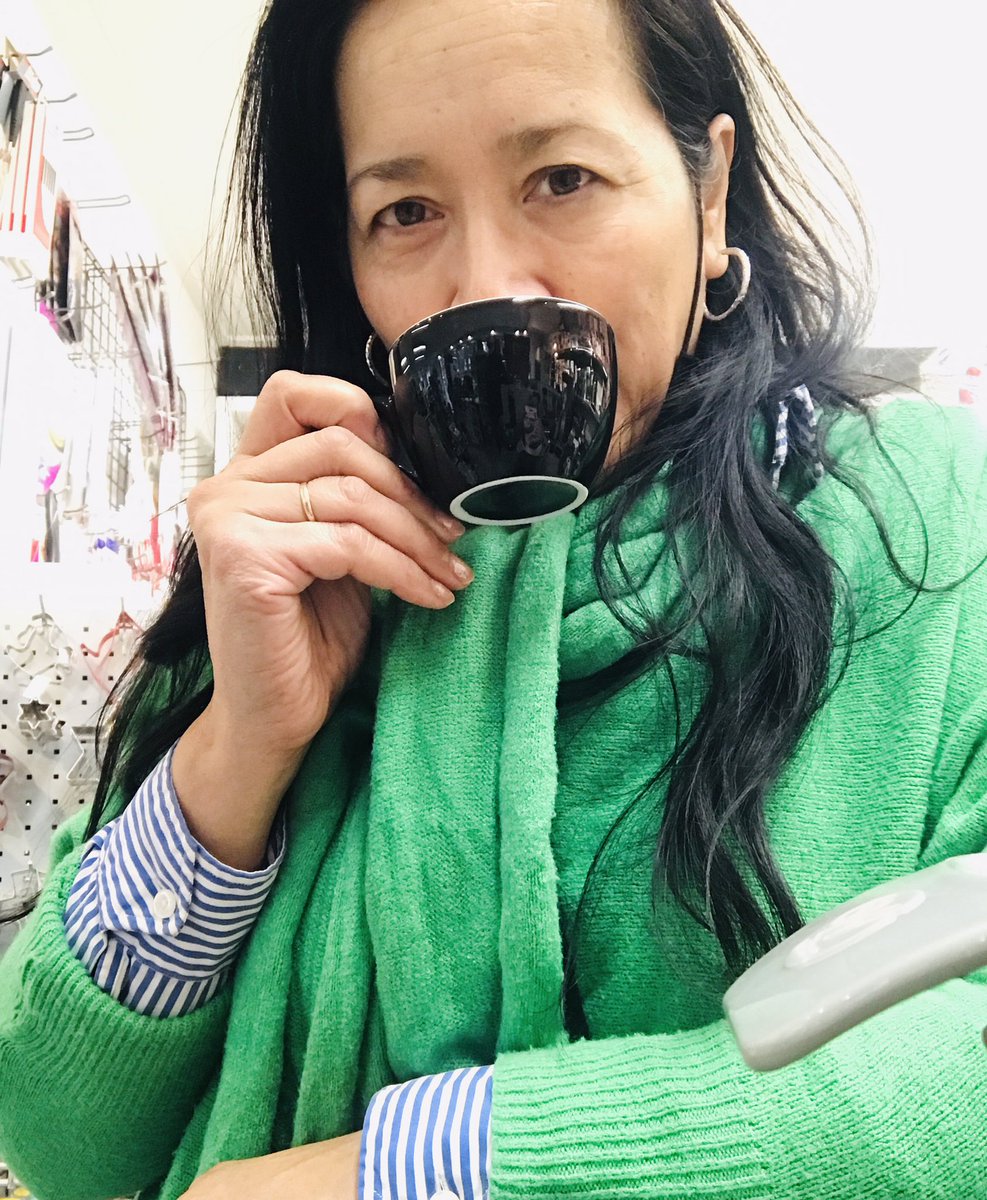 We genieten ook thuis deze vrije zondag van onze #hoopkeukengemak #slowroast #koffiebonen 💚Binnenkort hoop ik <a href="/HoopJocelyn/">JocelynHoop</a> jou weer te ontmoeten in alle vrijheid op terras #horecawijchen #geenCTB #onverdeeldopen NL! Zie ik je dinsd in onze #kookwinkelwijchen #foodie #thuiskok?