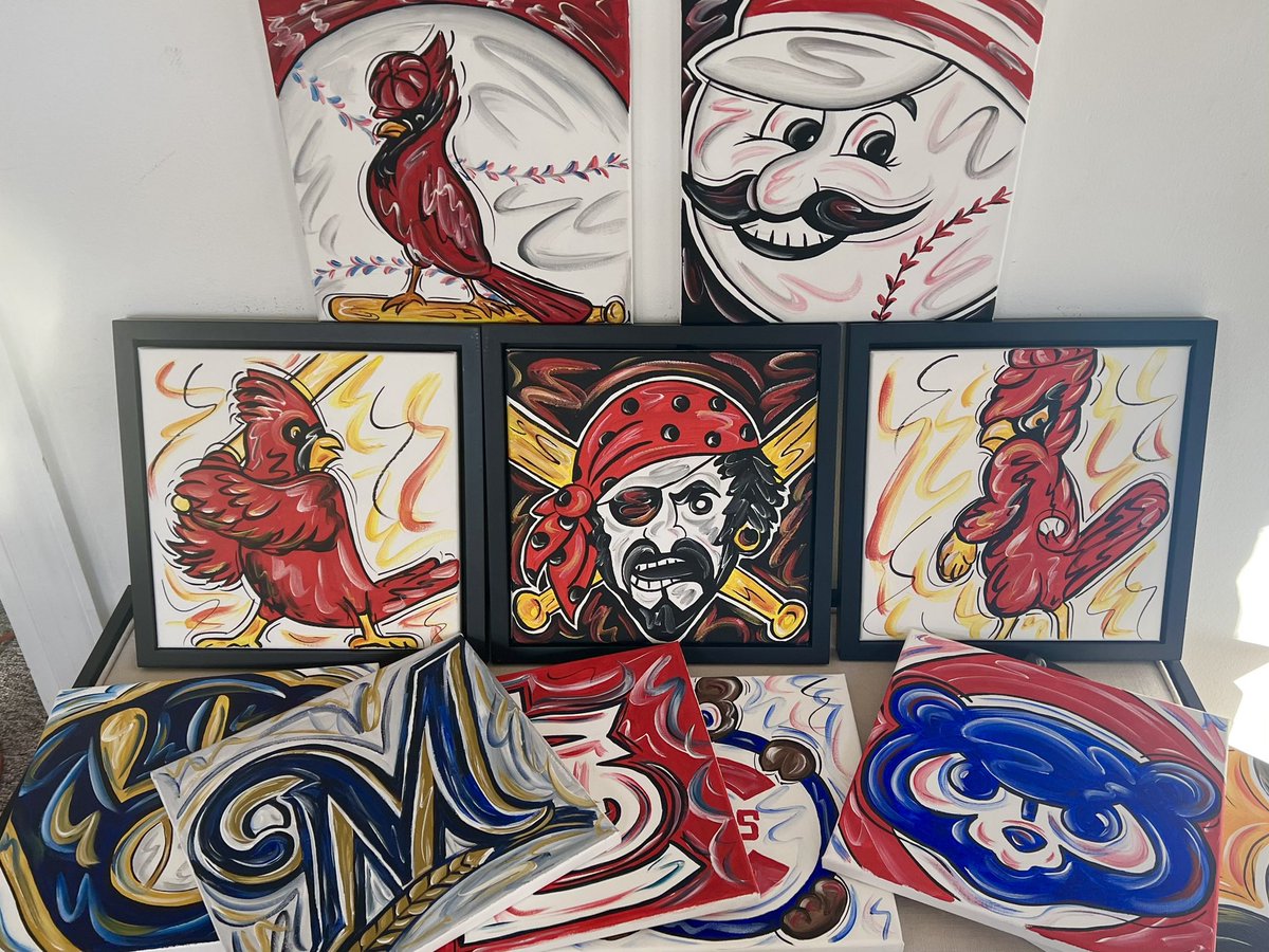 7thGypsy's tweet photo. #SuperBowl sports art giveaway…
12” x 12” painting to someone(US only) who:
 
•follows me @7thgypsy
•RT  - “THIS TWEET” 
•Deadline #Superbowl Sunday 6pm, 2/13/22
•Your team choice, my style 🎨 

🏈⚾️🏀🏒
🎨 samples: https://t.co/NlJUQASPG1