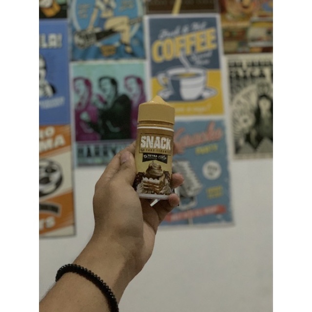 Idooolim's tweet photo. Saya menjual Liquid SNACK Cake Tiramisu ... seharga Rp. Dapatkan di Shopee sekarang! https://t.co/G3mlethY4F #ShopeeID https://t.co/kCgN1HJ6zJ
