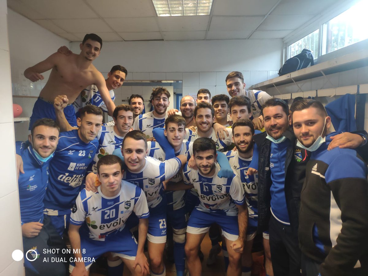 #Preferente | Como dirían os mais vellos da parroquia👴🏼👵🏼
"Ghanou o <a href="/RCCelta/">Celta</a>💙 ghanou o <a href="/cdvalladares/">C.D. Valladares</a>💙 Fin de Semana perfecto😍"

#cdv #cvc #maisemillores #dende1923 #camiñodocentenario