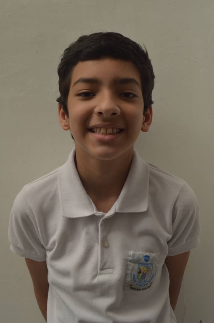 Enrique de Jesús Rivas Marquez de 11 años se encuentra desaparecido desde esta mañana, salió de su casa y dejo una nota que se iba. Vive en la calle comercio de los Magallanes de Catia, si lo han visto contactar a los teléfonos 0412-8212531/0412-9602337 #RT