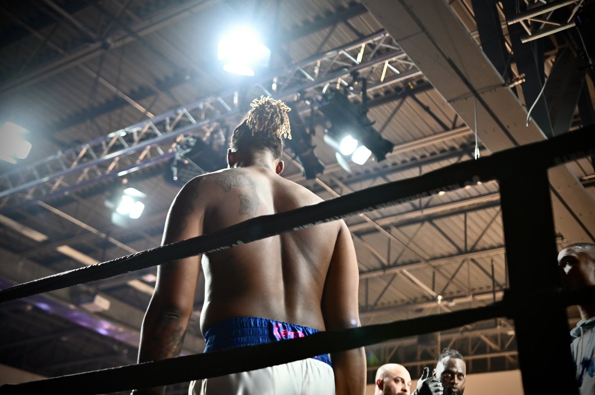 I showed up, I shut it down.
.
.
.
#boxing #boxingnews #🥊🥊 #boxer  #football #boxingmedia #athletetakeback 
@uffsports <a href="/pxlbrd/">PXLBRD</a> <a href="/terencecrawford/">Terence Crawford</a>