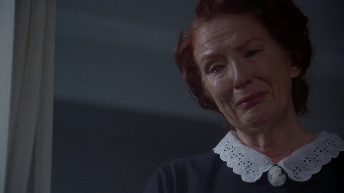 ahscenes's tweet photo. S01E03 | #AHSMurderHouse https://t.co/qvXLGoc9Nu