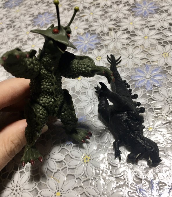 大怪獣のあとしまつ、映画の内容はまぁちょっとあれだったけど……
公開記念で出たガシャポンのフィギュアはなかなかいいよ🙆‍♂️⭕️
ギララ目当て回したら2回目で出てくれた☺️ 