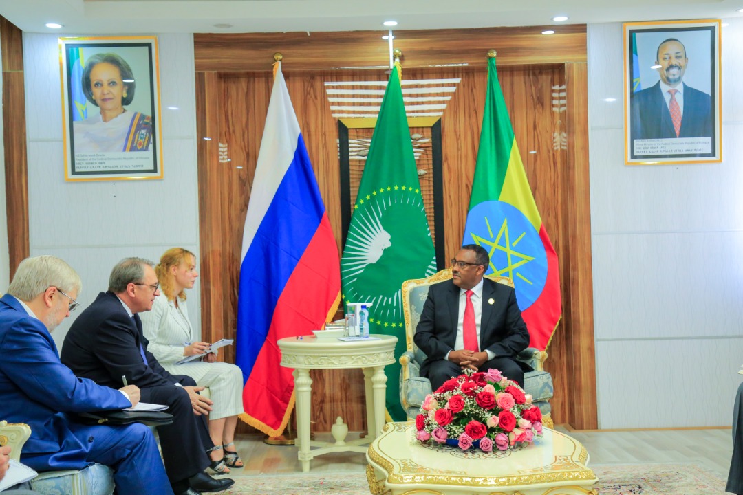 On the margins of the 35th AU Summit, I met Special Rep. of the Prez. of the Russian Fed. for rhe Middle East & Africa, Deputy FM of Russia H.E Mr. M. Bogdanov. We pledged to work on agriculture, energy, science & technology sectors & continue cooperating in multilateral fora.