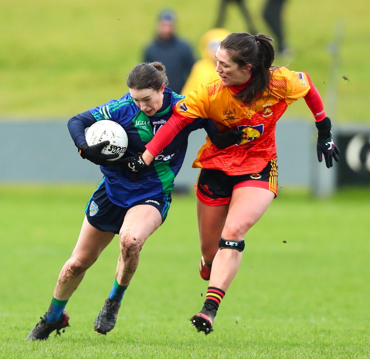 dublinladiesg's tweet photo. Sinéad Aherne has to be recognised as one of the greatest players to ever play our sport! 

SFC All IRL x 5 
Leinster SFC x 13
NFL x 4 (Div 1 x 2) (Div 2 x 2)
All Stars x 7

Aherne finishes the season by adding a club All Ireland medal to her tally! 

#GOAT #UpTheDubs 🐐 https://t.co/iU9iZBjaVm