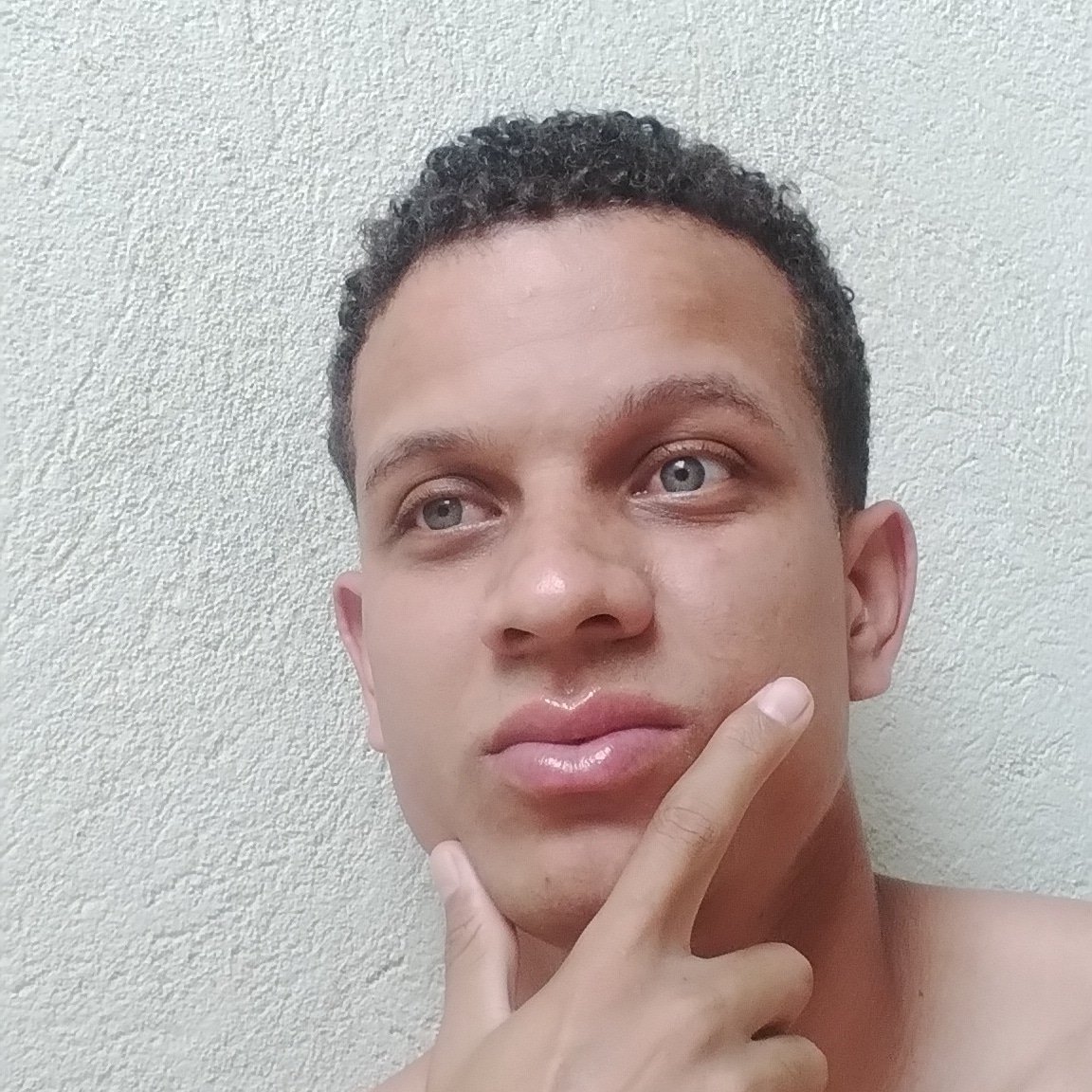 MCLEOBOXBH LG (@leonardooricio) on Twitter photo 