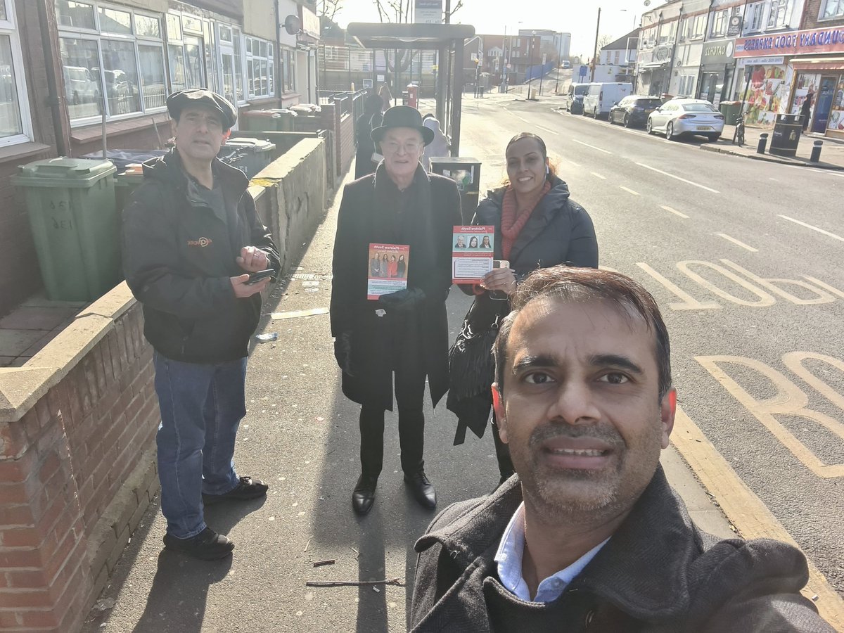 JunadAly's tweet photo. A Pleasant Sunny Saturday Always pleasure @LabourDoorsteps having conversation with residents
reat session @PlaistowsouthL @Neiljwilson,@cleephakoe & @si_spur
Residents feedback about new developments & policies of Labour Led Borough
#WeLabour🌹
@stephenctimms
@LondonLabour https://t.co/rb7zlRSc8n