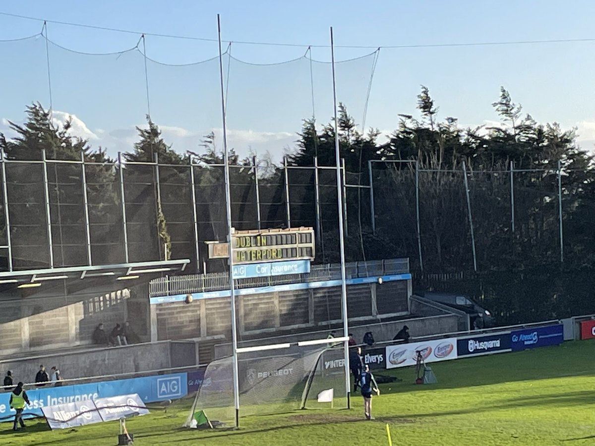 jayladd9876's tweet photo. #hurling down the #neller in #dublin sunshine ☀️ .. #DUBVWAT #dubsabu #paulieseat @Jiboom21 @tuttzer @PeterRyanEire @ManhattanGaels https://t.co/ukod6drzFf