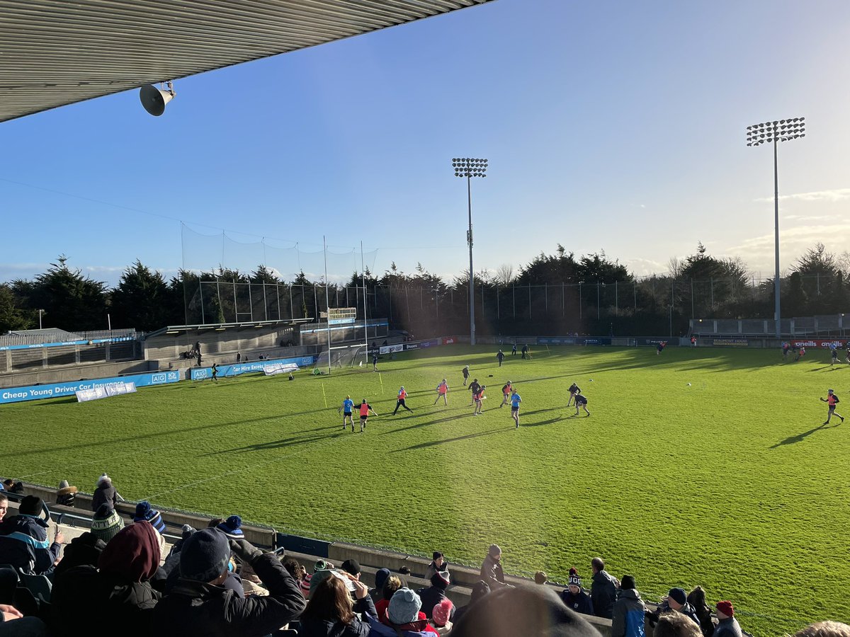 jayladd9876's tweet photo. #hurling down the #neller in #dublin sunshine ☀️ .. #DUBVWAT #dubsabu #paulieseat @Jiboom21 @tuttzer @PeterRyanEire @ManhattanGaels https://t.co/ukod6drzFf