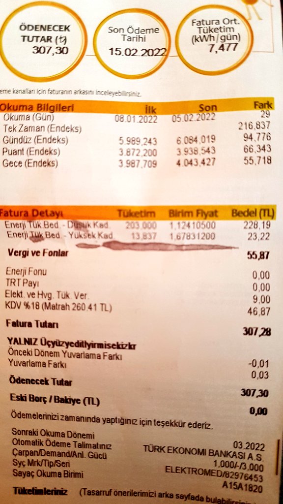 SONERELGUN's tweet photo. CB bizaat 1.kademe kotanın 150 den 210Kwh a  çekildiğini açıkladı ama #Ayesaş #enerjisa hala küçük hesap peşinde! Aşağıdaki faturada 1.kademe 203kwa ile sınırlanmış! Neden? Ortalama tüketim  7,477kwa/gün.
203e eklenince 210 kwa yı geçiyor diye! Kota böyle uygulanmaz! @TCEnerji https://t.co/NOra9hFgai