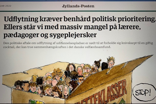 Danske Professionshøjskoler (@danskeprof) on Twitter photo UDFLYTNING: Kære #dkpol Vil I sikre fremtidens velfærd?🙋♀️Så hold fast i 10 pct. reduktionsmål på uni og bevar pladser i storbyerne på pædagog-, lærer-, sygeplejerske- og socialrådgiverudd. Læs kronik fra formandskabet i @dkprof i <a href="/jyllandsposten/">Jyllands-Posten</a>👇#uddpol jyllands-posten.dk/debat/kronik/E… UDFLYTNING: Kære #dkpol Vil I sikre fremtidens velfærd?🙋♀️Så hold fast i 10 pct. reduktionsmål på uni og bevar pladser i storbyerne på pædagog-, lærer-, sygeplejerske- og socialrådgiverudd. Læs kronik fra formandskabet i @dkprof i <a href="/jyllandsposten/">Jyllands-Posten</a>👇#uddpol jyllands-posten.dk/debat/kronik/E…