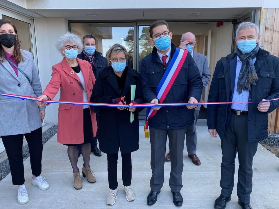 Inauguration de la maison de santé Simone Veil par Mme Obara, secrétaire générale <a href="/Prefet22/">Préfet des Côtes-d'Armor</a>, Mme Jegu, Vice-présidente santé <a href="/LTMagglo/">Lamballe Terre & Mer Agglomération</a>, Pierre-Alexis Blevin, Maire <a href="/22370Pleneuf/">Pléneuf-Val-André</a>, Lisa Thomas, conseillère départementale <a href="/cotesdarmor22/">cotesdarmor</a>. 
<a href="/LePenthievre/">Le Penthièvre</a> <a href="/OuestFrance22/">Ouest-France 22</a> <a href="/TLGLamballe/">Le Télégramme Lamballe</a>