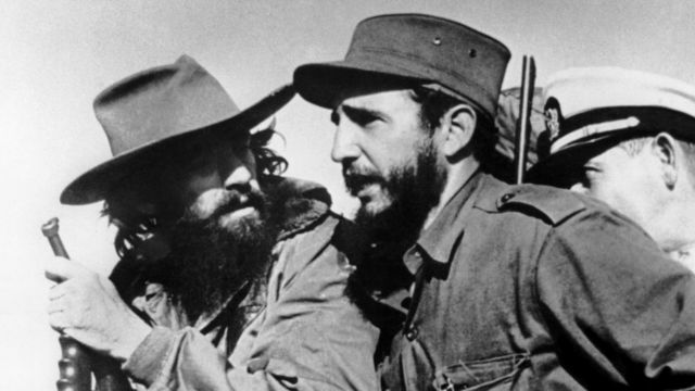 Fidel 🇨🇺 | "Estos son tiempos en que hace falta aquella vigorosa y combativa unidad, son tiempos en que hace falta esa maravillosa intuición de Camilo, esa maravillosa audacia de Camilo, esa firme convicción de Camilo".

#CamiloEsPueblo