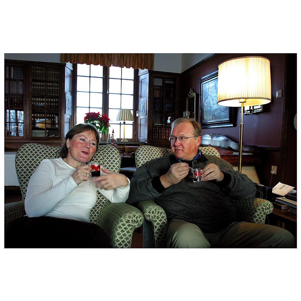 En fin vinterdag nu i januari plåtade jag statsminister Andersson på Harpsund. En något kallare vinterdag i januari 2004 plåtade jag statsminister Persson på Harpsund. När bilderna togs var de nästan på dagen lika gamla. #55år #statsminister #socialdemokraterna
#aftonbladet