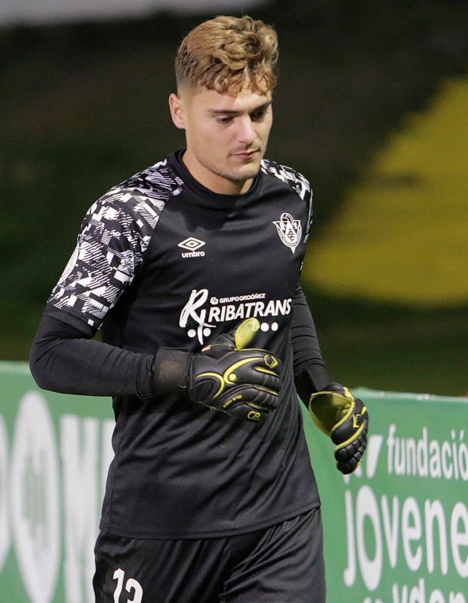 CPglovesES's tweet photo. Pronto volverás al verde Fran Martínez 💚🤍
📸 José Pedro Jiménez
.
.
.
#cacereño
#fran
#zeusoigen
#extremadura
#cpgloves https://t.co/zSBjX3gZmC