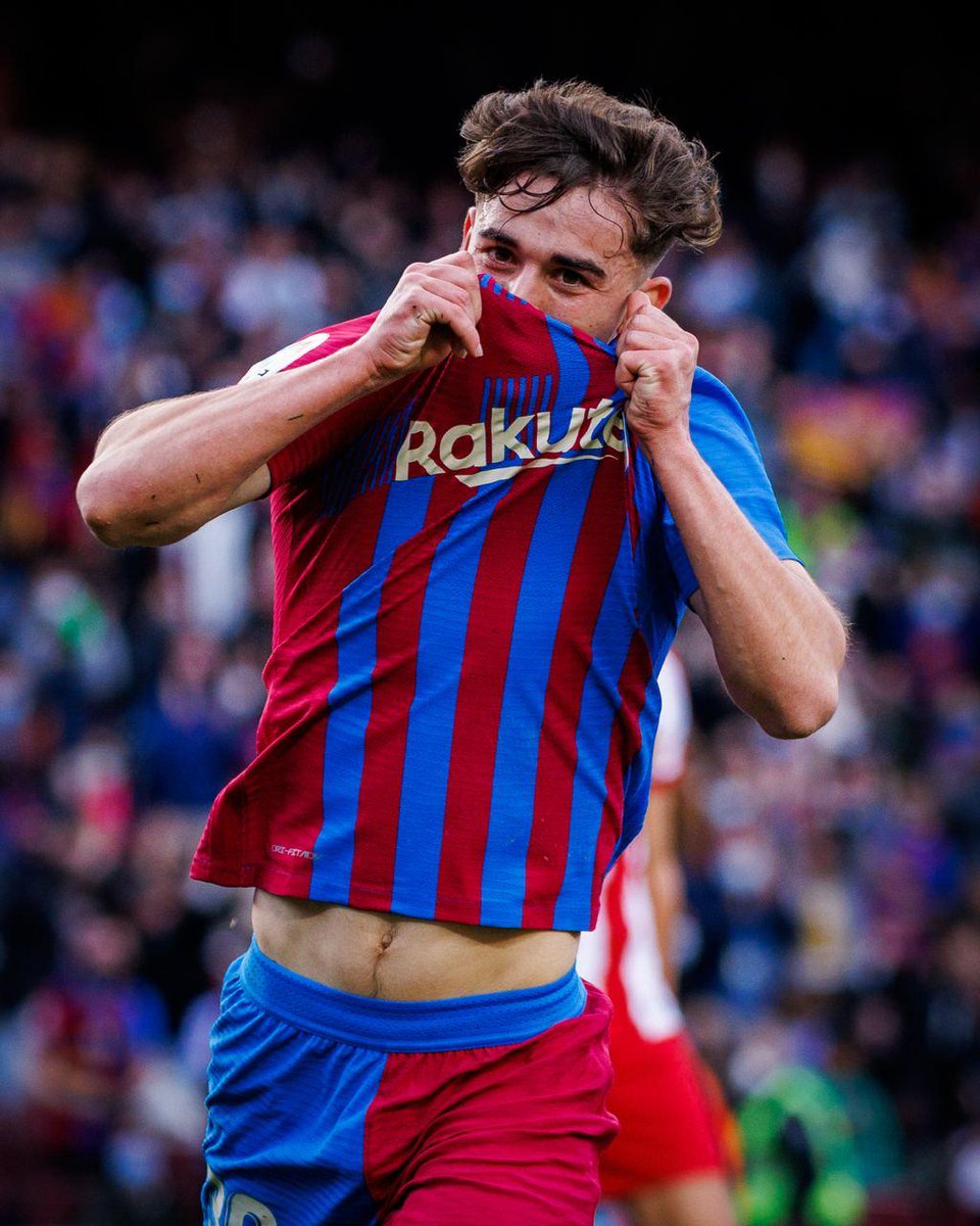fcbarcelona_fra's tweet photo. 🙌 𝐈𝐥 𝐚 𝐭𝐨𝐮𝐭 𝐝'𝐮𝐧 𝐠𝐫𝐚𝐧𝐝. 𝐆𝐚𝐯𝐢 #BarçaAtleti https://t.co/zHiWLBM6Ol