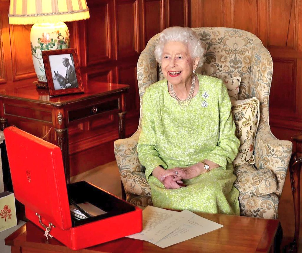 On behalf of all Londoners, I would like to express my heartfelt thanks to Her Majesty the Queen for her seven decades of unwavering public service. 

Her commitment to duty is an example for all of us.  #PlatinumJubilee #HM70