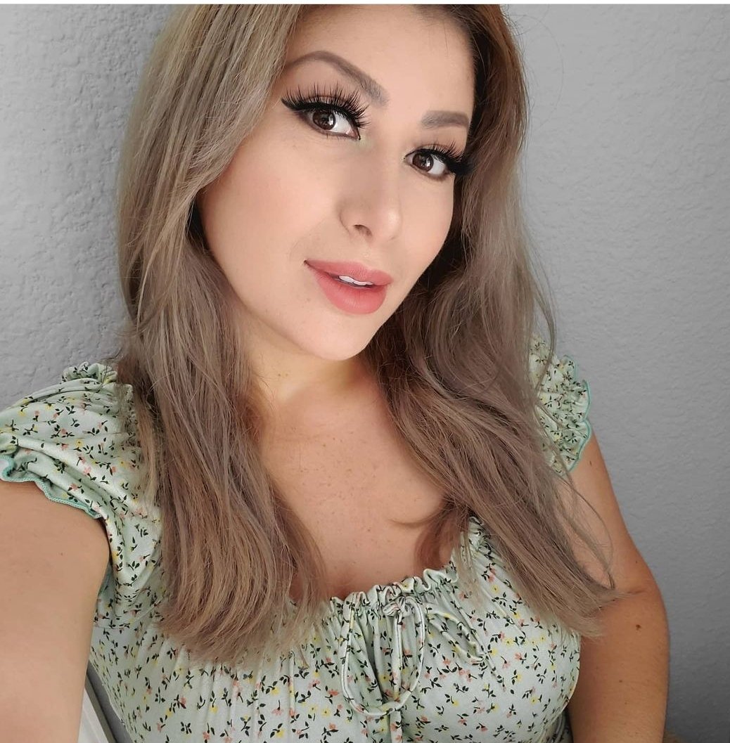 marlenyAleelayn's tweet photo. Hola como están? Todavía no se como leer los mensajes pero ya le estoy entendiendo un poco más a Twitter 🤭 https://t.co/nwieLQjSoz
