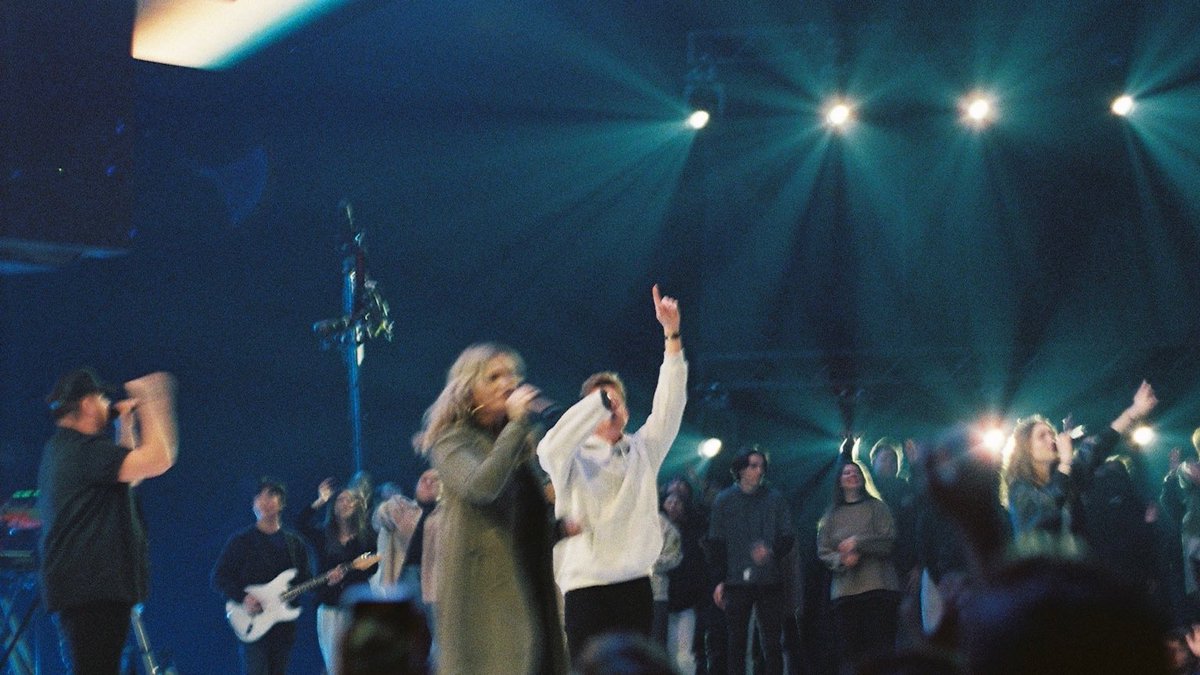 victorytulsa's tweet photo. God’s extraordinary power is demonstrated in ordinary people who pray bold prayers.
@craiggroeschel
#MakeMeBold
#DangerousPrayers
#ExperienceVictory https://t.co/qF3aK2jBI7