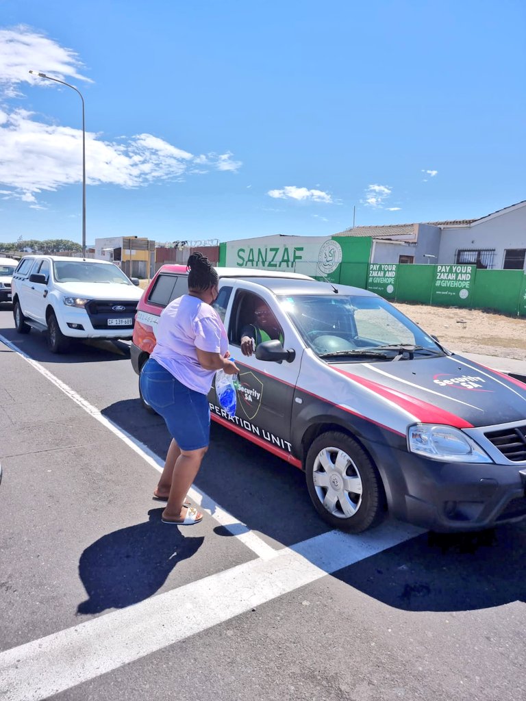 FPB_ZA's tweet photo. The FPB team and Mvikeli "The Protector" are out on the streets to do a public intersection and educate the residents about the job that FPB does and why is it important. #FPBCares #TrustedRegulator #PublicIntersection #FPBMvikeli https://t.co/02sJXstSVp
