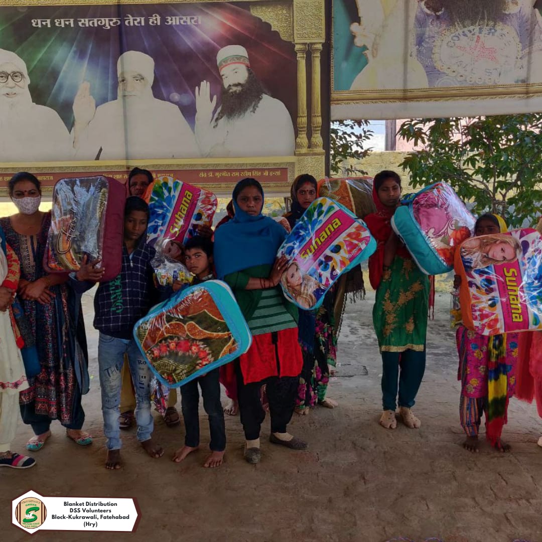 GreenSwelfares's tweet photo. Warm ClothesDistribution | DSS Volunteers | Fatehabad, Haryana
#DeraSachaSauda #SaintDrMSG #SaintDrGurmeetRamRahimSinghJi #clothes #Blanket #ClothBank #138WelfareWorks #WarmthOfHumanity https://t.co/GA4id19Y8H